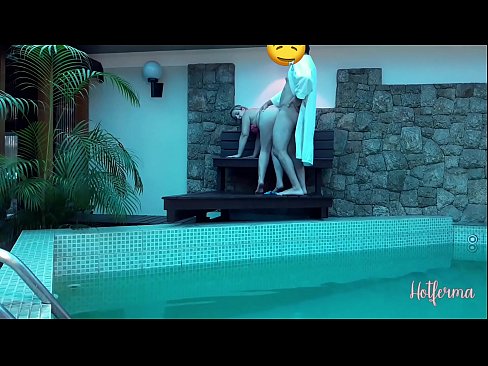 ❤️ Bosi fton shërbëtoren në pishinë, por nuk mundi t'i rezistonte një nxehtësie ❤️ Video seksi në sq.tengkuangzhong.top ❌️
